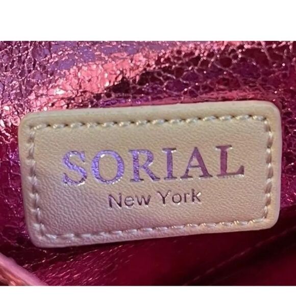 Sorial New York Holiday Wristlet metallic sparkly Pink - Picture 3 of 7